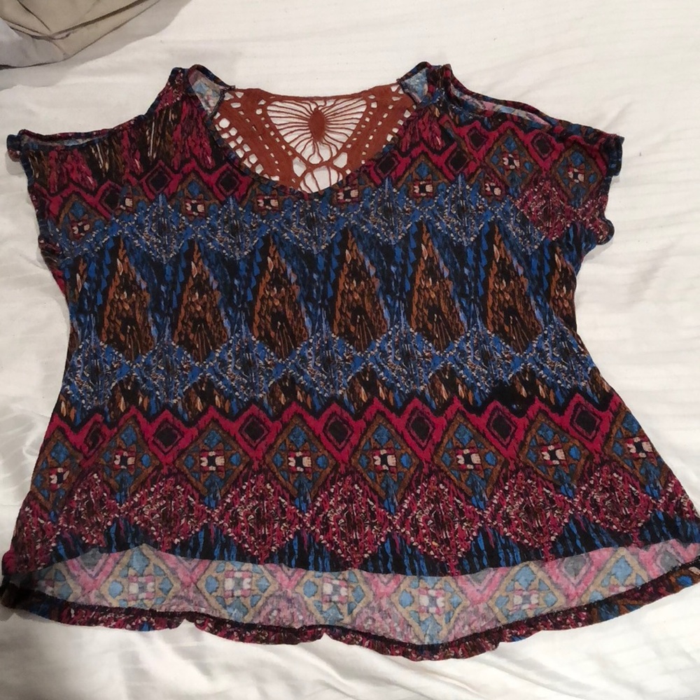 Cold Shoulder Tribal Pattern Top